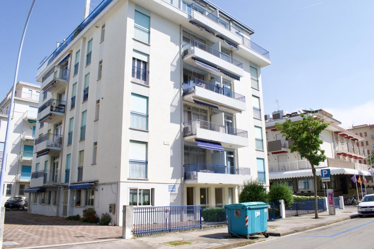 App4Rent Saturno 4 - Family Apartment, Wifi, Parking Lido di Jesolo Exterior photo