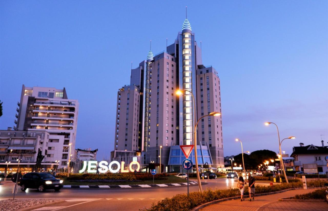 App4Rent Saturno 4 - Family Apartment, Wifi, Parking Lido di Jesolo Exterior photo